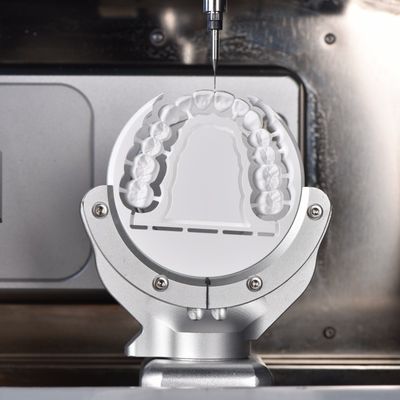 購入 歯科ラボフライディングのための5Axis歯科カドカムマシン online manufacture